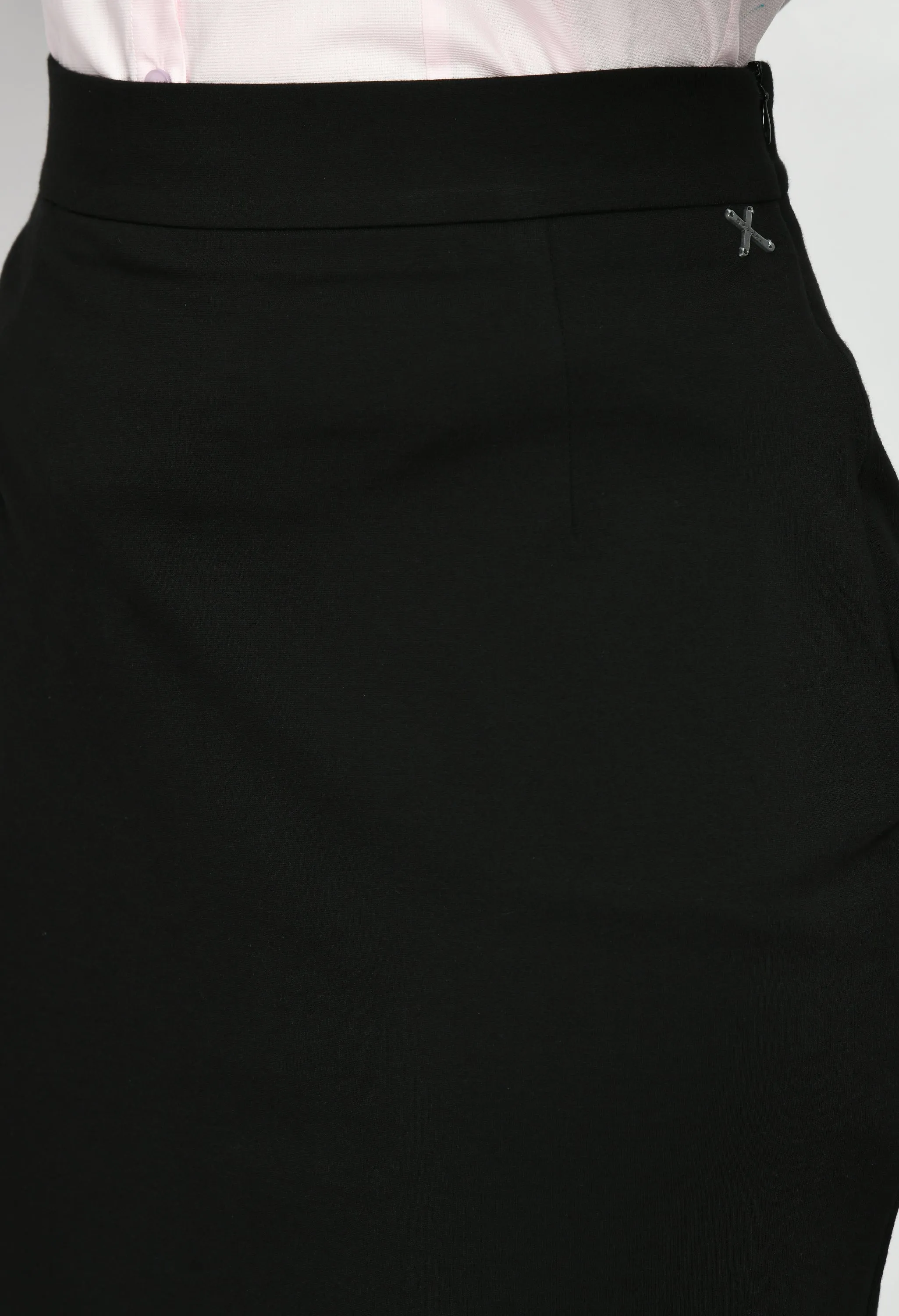 Black Leadership Solid Stretch Pencil Skirt