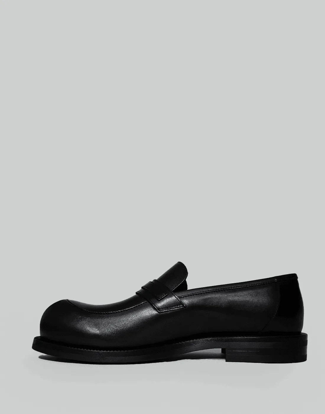BULB TOE LOAFER